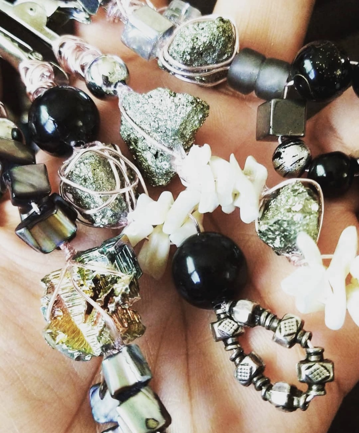 Necklaces Wired